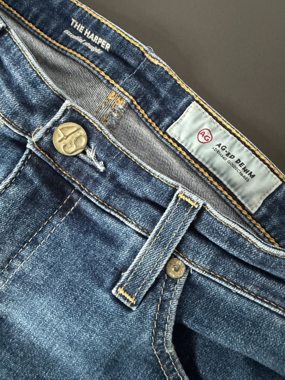 AG Adriano‎ Goldschmied “The Harper” blue denim straight leg jeans w/gold button